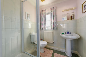 En Suite Shower Room- click for photo gallery